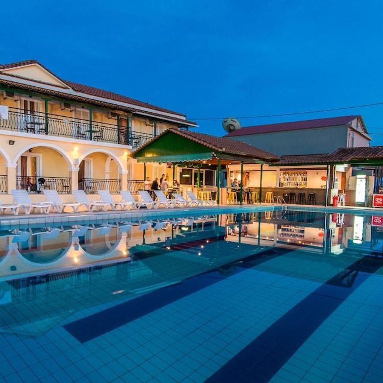 Perkes hotel zakynthos top